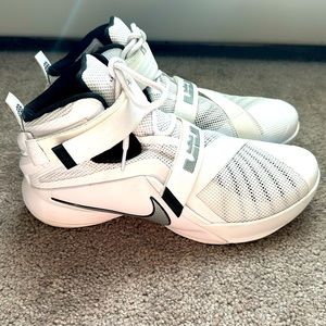 Men LeBron Soldier IX 9 Shoes White Black Silver